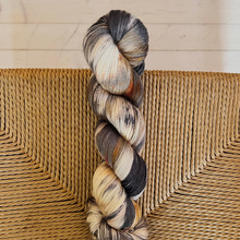 Load image into Gallery viewer, Miss Skinny - "Når snøen smelter"