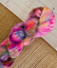 Load image into Gallery viewer, Pelskling - "Christmas Lights"