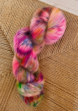 Load image into Gallery viewer, Pelskling - "Christmas Lights"