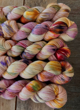 Load image into Gallery viewer, Miss Skinny - "Pärlor"