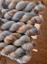 Load image into Gallery viewer, Miss Skinny - "Innan Vi Faller"