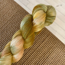 Load image into Gallery viewer, Miss Skinny - "Simple Love"