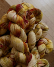 Load image into Gallery viewer, Miss Skinny - "Love Grows"