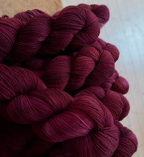 Load image into Gallery viewer, Kremen - "Velvet"