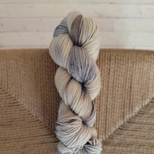 Load image into Gallery viewer, Kremen - "Night"