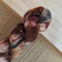 Load image into Gallery viewer, Pelskling - "Extraordinary"