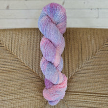 Load image into Gallery viewer, Krølle "Pretty