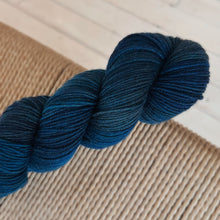 Load image into Gallery viewer, Knust Sparegris - "Blue"