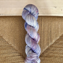 Load image into Gallery viewer, Silkefin - "Nanana"