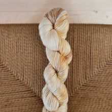 Load image into Gallery viewer, Silkefin - "Smak av honning"