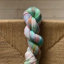 Load image into Gallery viewer, Miss Skinny - "Carrie"