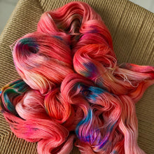 Load image into Gallery viewer, Miss Skinny - "Beth"