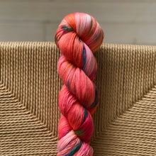 Load image into Gallery viewer, Miss Skinny - "Beth"