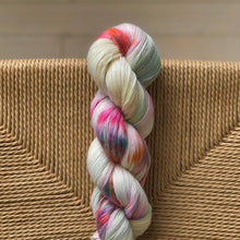 Load image into Gallery viewer, Miss Skinny - "Missing you"