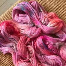 Load image into Gallery viewer, Miss Skinny - "Kiss"