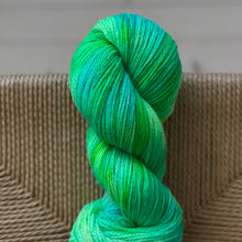 Load image into Gallery viewer, Finull - "Neon Lights"