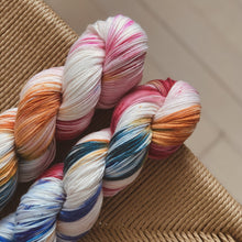 Load image into Gallery viewer, Myk Merino - "Go your own way"