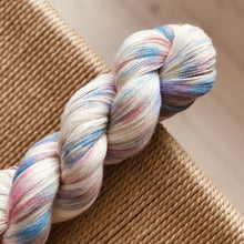 Load image into Gallery viewer, "Miss Skinny" - "Askepott" 018