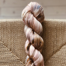 Load image into Gallery viewer, "Miss Skinny" - "Noora" 011