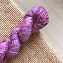 Load image into Gallery viewer, "Miss Skinny" - "Monica" 023