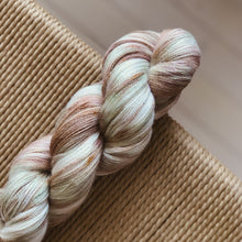 Load image into Gallery viewer, "Miss Skinny" - "Rozarka" 019