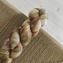 Load image into Gallery viewer, "Miss Skinny" - "Chandler" 030