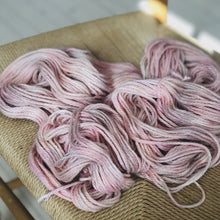 Load image into Gallery viewer, Skatten - "Bridget Jones"