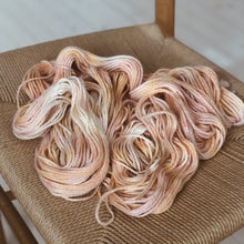 Load image into Gallery viewer, Skatten - "Never been kissed"