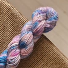 Load image into Gallery viewer, Skatten - "Katy Perry"