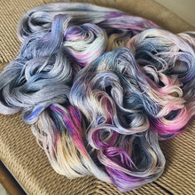 Load image into Gallery viewer, Miss Skinny - "My little Pony" 036