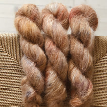 Load image into Gallery viewer, Skyfly - "Robin Hood" 007