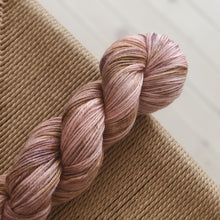 Load image into Gallery viewer, Cash baby - "Jane Eyre" 002