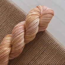 Load image into Gallery viewer, Cash baby - "Emma" 003