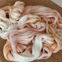 Load image into Gallery viewer, Miss Skinny - "Peaches" 044