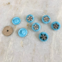 Load image into Gallery viewer, Vintage glassknapper #130