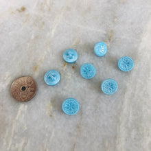 Load image into Gallery viewer, Vintage glassknapper #131