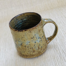 Load image into Gallery viewer, KS x GT - Grådigkopp #015