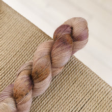 Load image into Gallery viewer, Miss Skinny - "I'm on your side" 060