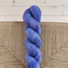 Load image into Gallery viewer, Miss Skinny - "Walk on by" 064