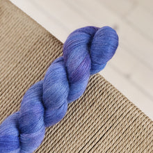 Load image into Gallery viewer, Miss Skinny - "Walk on by" 064