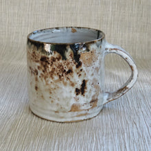 Load image into Gallery viewer, KS x GT - Tøysekopp #053