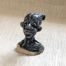 Load image into Gallery viewer, KS x GT - Skulptur "Dottie" #054