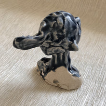 Load image into Gallery viewer, KS x GT - Skulptur "Dottie" #054