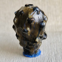 Load image into Gallery viewer, KS x GT - Vase/Skulptur #098