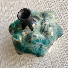 Load image into Gallery viewer, KS x GT - Vase/Skulptur #099