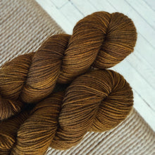 Load image into Gallery viewer, Knust Sparegris - "Oak" pakke.

