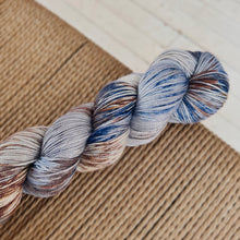 Load image into Gallery viewer, Knust Sparegris - &quot;Wildest Dreams&quot;
